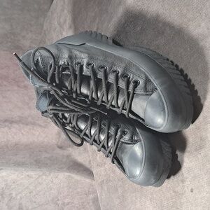 Converse Chuck Taylor All Star Cold Fusion Lugged Winter 2.0 Sneakers VG- US 10